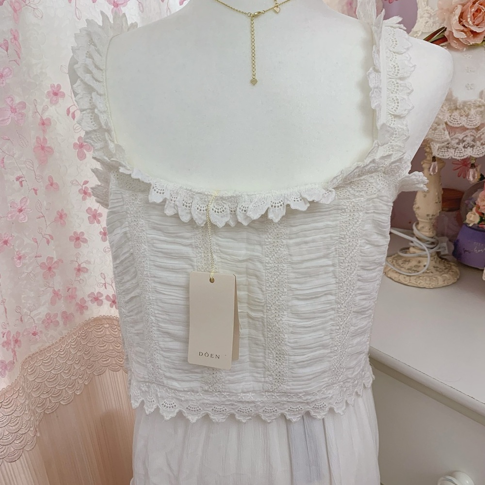 Doen Net Sustain Ari Broderie Anglaise And Ruched Organic Cotton-Voile Top - Picture 5 of 5